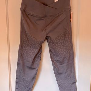 Victoria’s Secret XL High Rise seamless 7/8 Tight